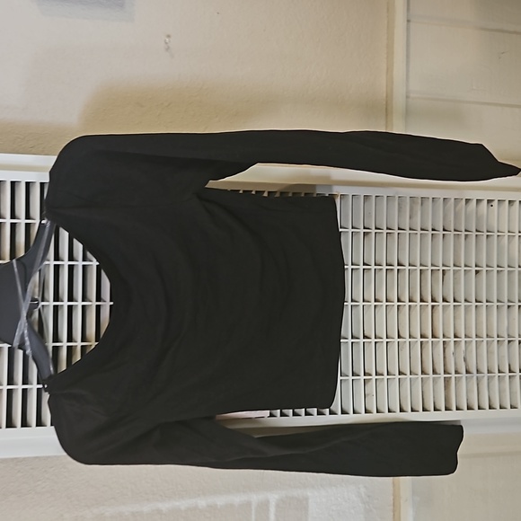 NWT Cropped Tee - Picture 3 of 4